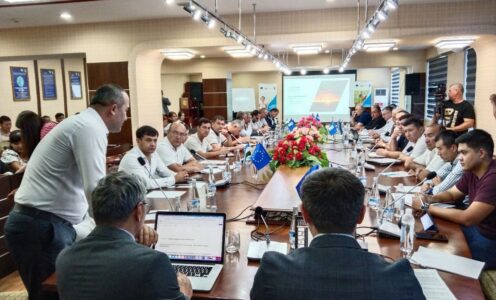 Based on the program, a small seminar is being held at the Southern Agricultural Scientific Research Institute in order to identify the obstacles and existing problems faced by the participants of the agro-food value chain, and to analyze the ways to solve them.